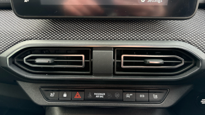 Dacia Jogger 1.0 TCe Extreme SE 5dr Petrol Estate